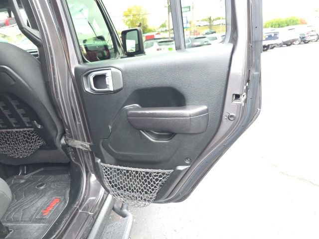Used 2021 Jeep Wrangler Unlimited Rubicon w/ Cold Weather Group image 43