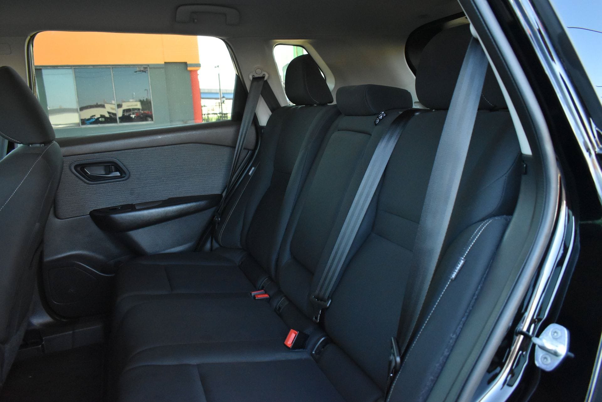 Used 2023 Nissan Rogue S AWD/4WD image 15