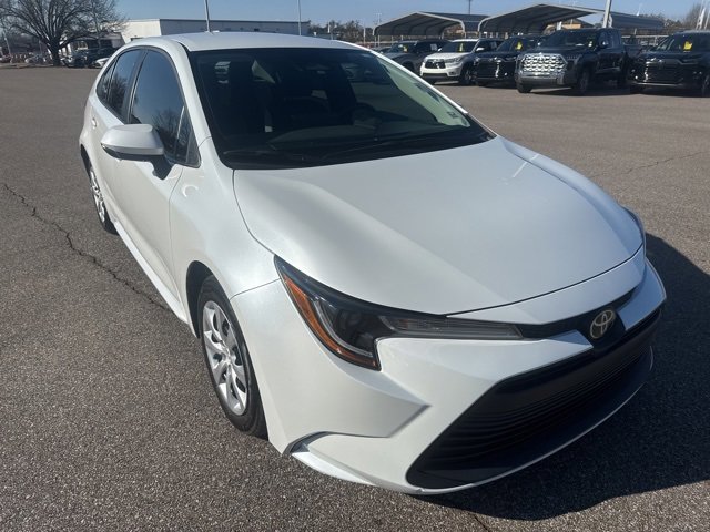 Used 2023 Toyota Corolla LE image 7
