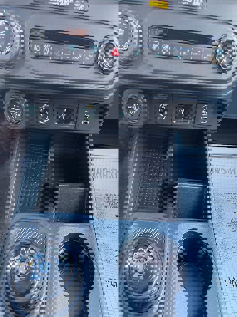 New 2025 Ford Maverick Lariat w/ 4K Tow Package image 36