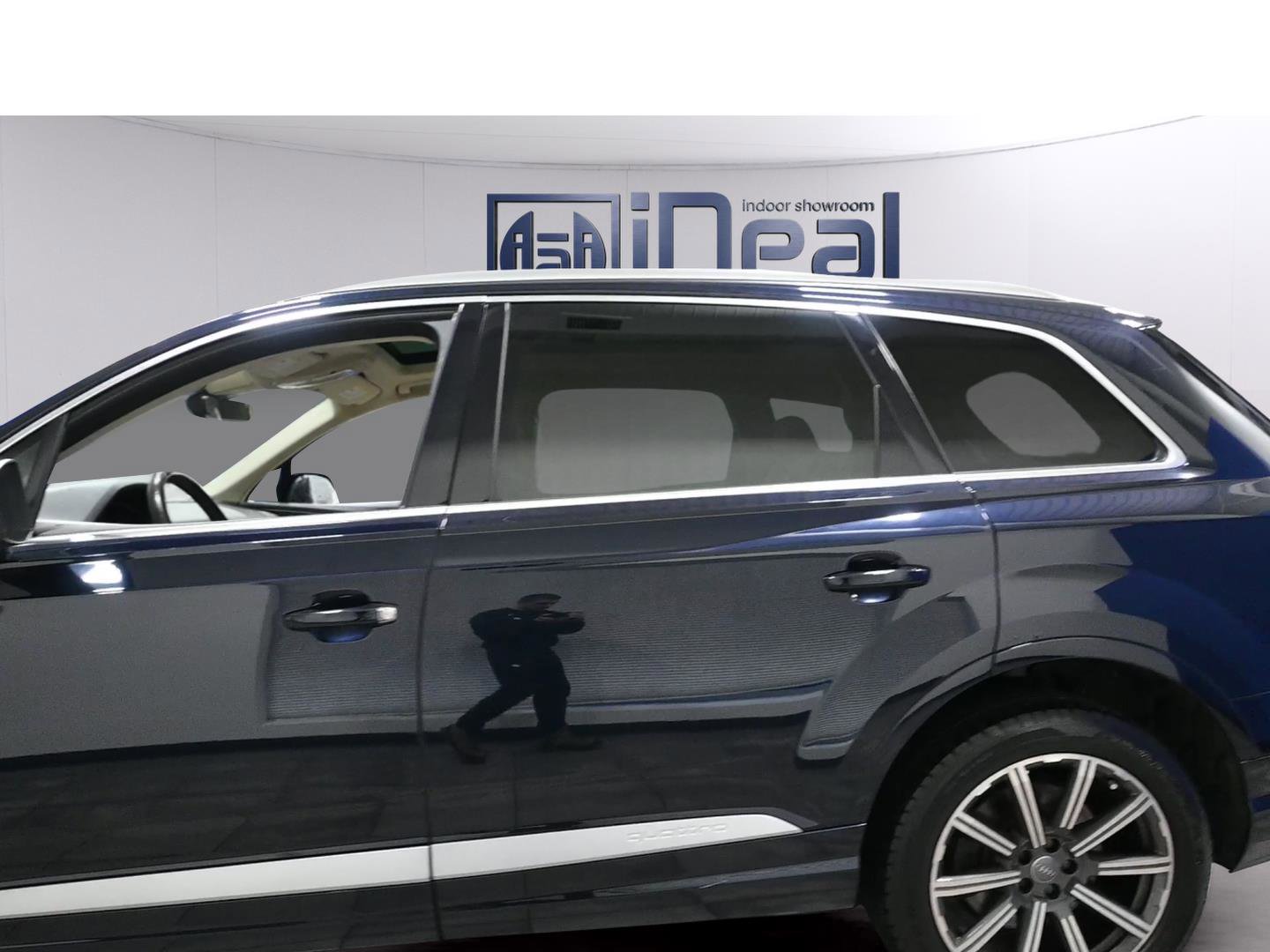 Used 2018 Audi Q7 3.0T Premium AWD/4WD image 3