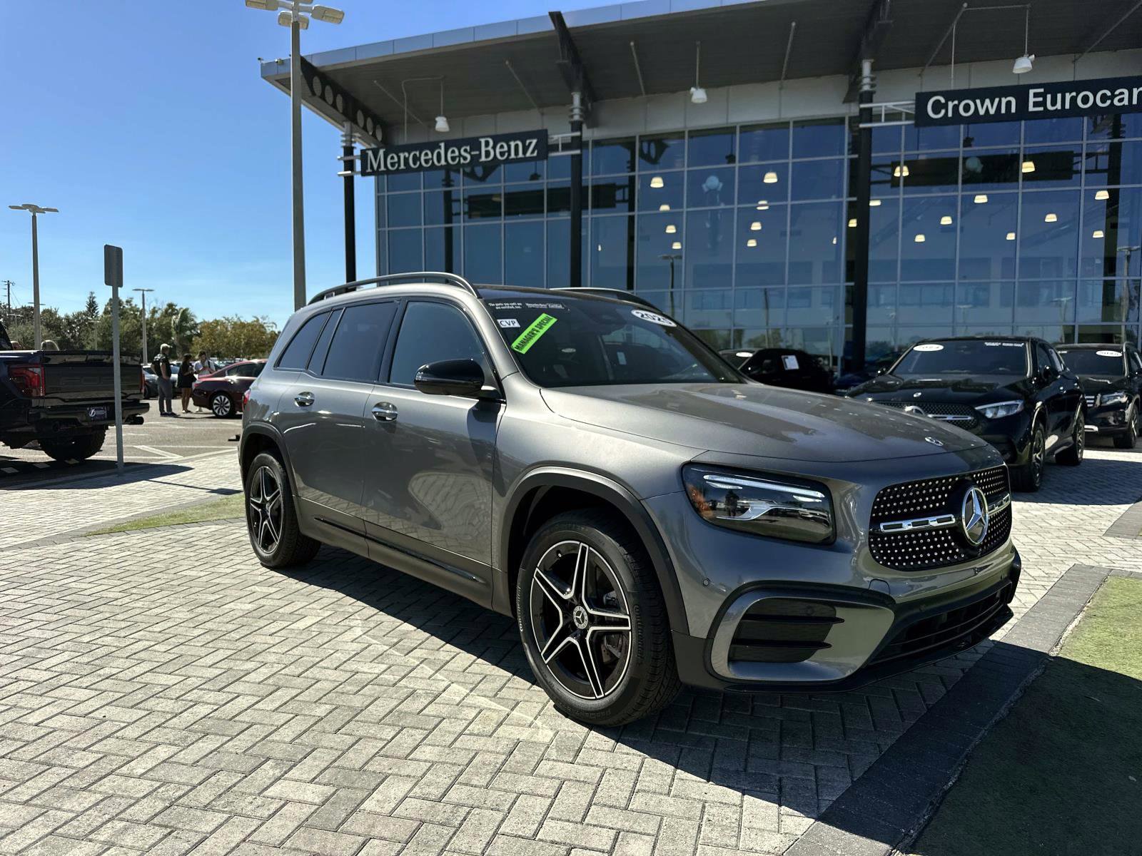 Certified 2025 Mercedes-Benz GLB 250 image 2