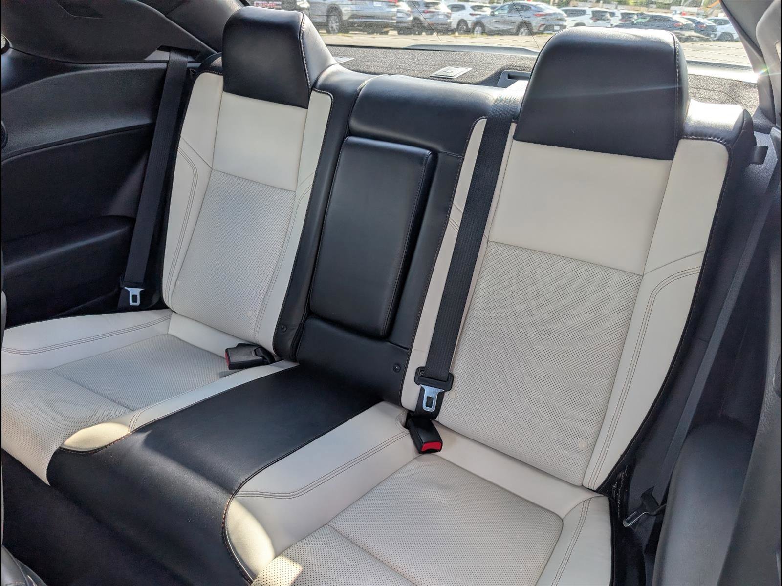 Used 2016 Dodge Challenger R/T Plus image 12