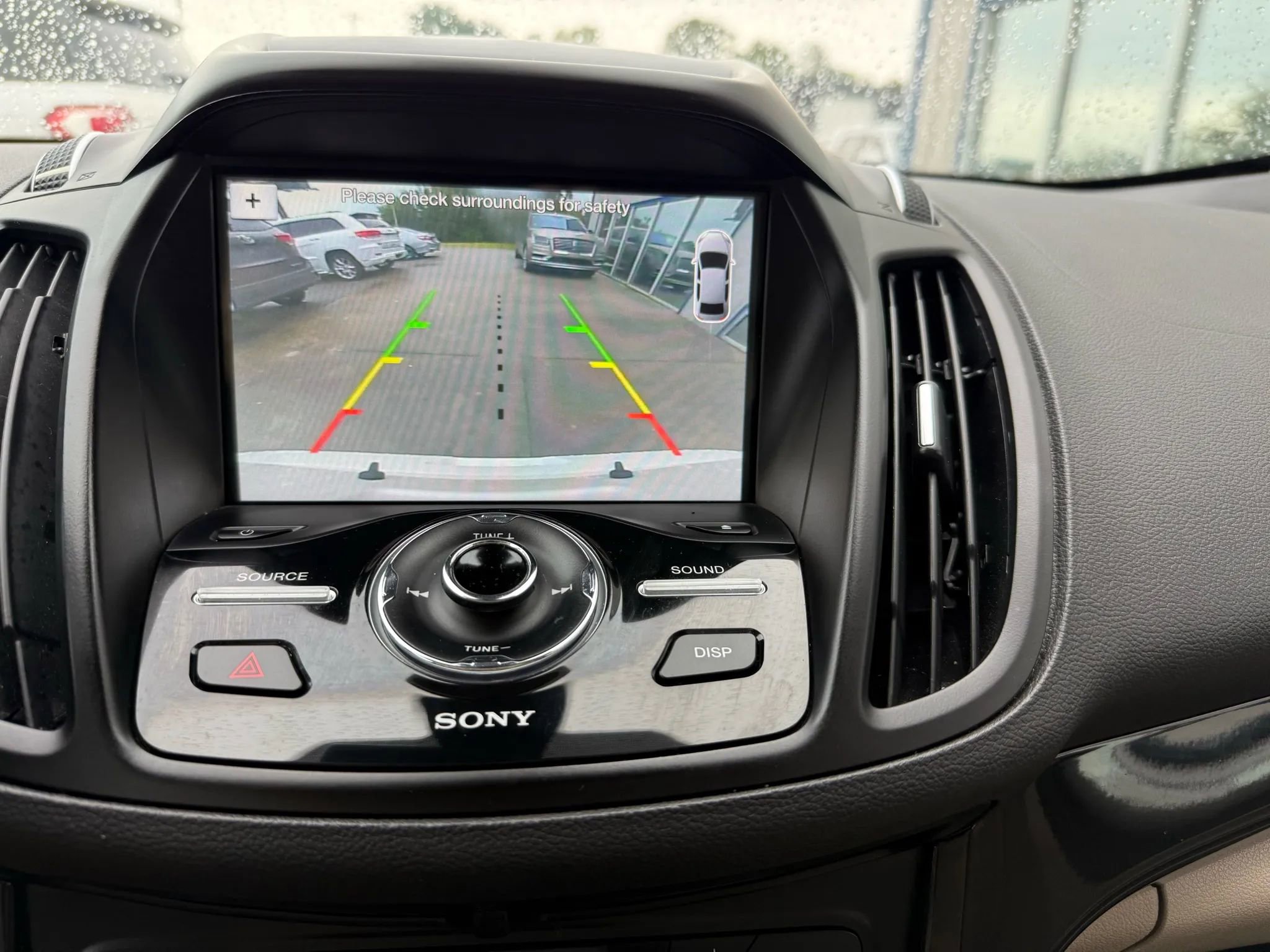 Used 2017 Ford Escape Titanium image 12