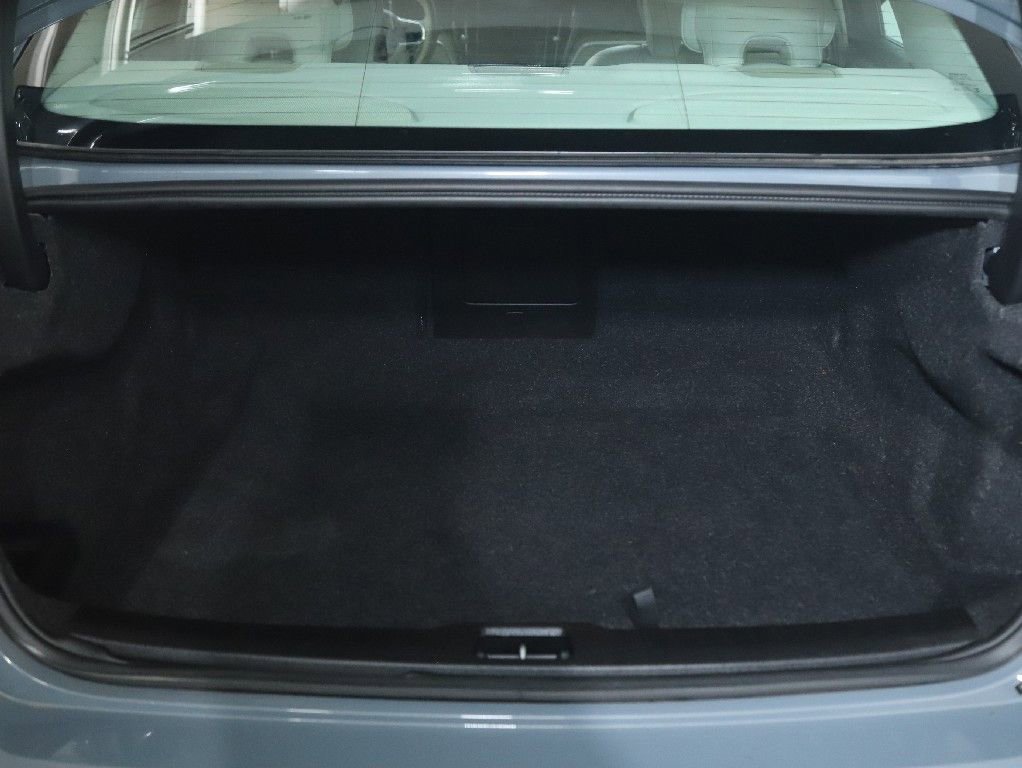 Used 2024 Volvo S60 B5 Plus FWD image 30