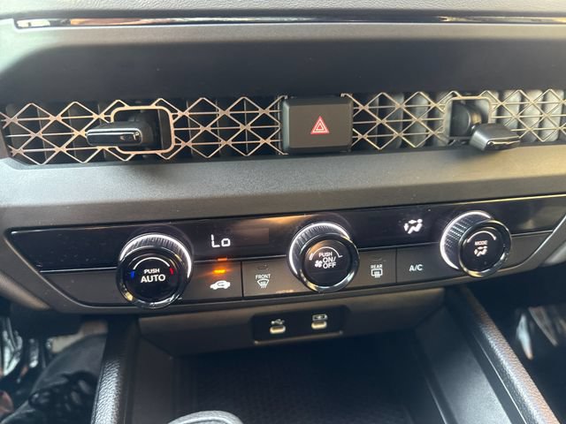 Certified 2025 Honda Accord LX image 15