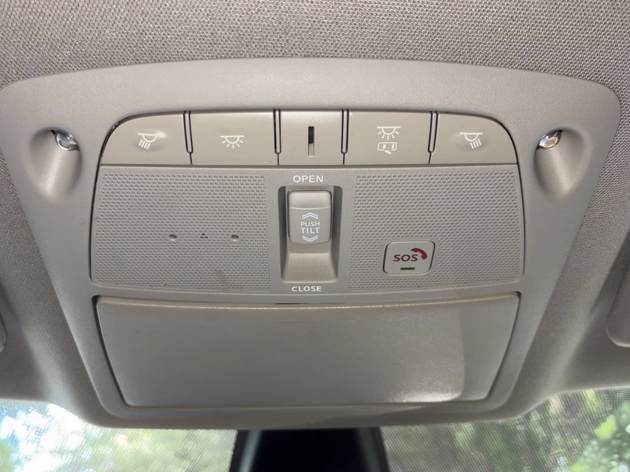 Used 2023 Nissan Maxima Platinum w/ Sport Mat Group FWD image 22
