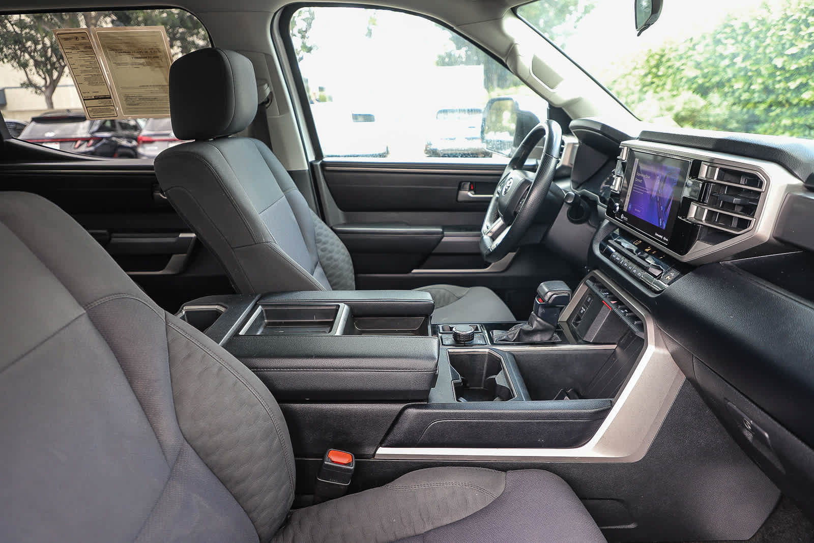 Used 2022 Toyota Tundra SR5 w/ TRD Off-Road Package AWD/4WD image 17