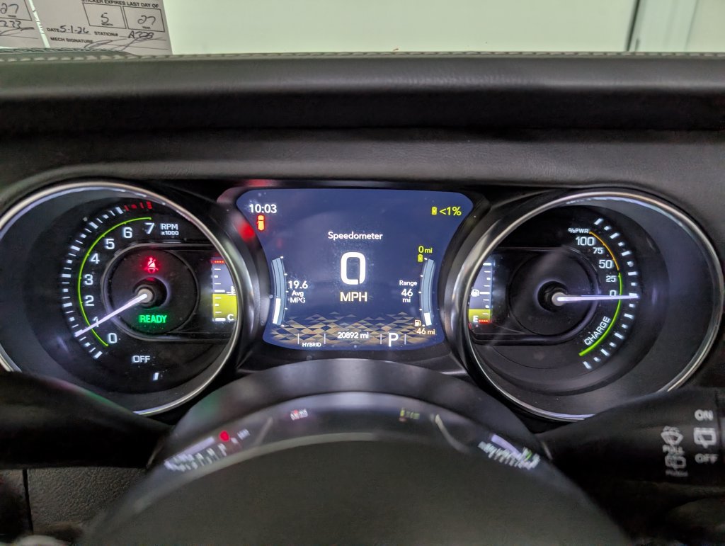 Used 2023 Jeep Wrangler Unlimited Sahara w/ Cold Weather Group AWD/4WD image 15