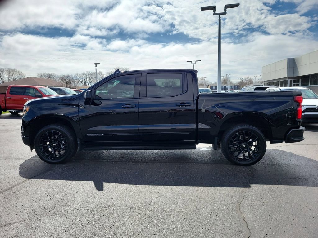 Used 2024 Chevrolet Silverado 1500 High Country w/ High Country Premium Package image 7