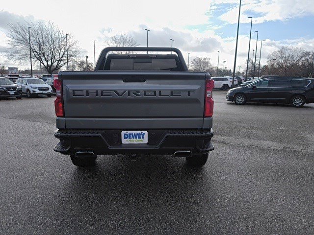 Used 2021 Chevrolet Silverado 1500 LT Trail Boss w/ Convenience Package II image 4