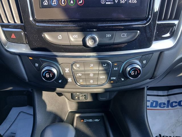 Used 2023 Chevrolet Traverse High Country image 25