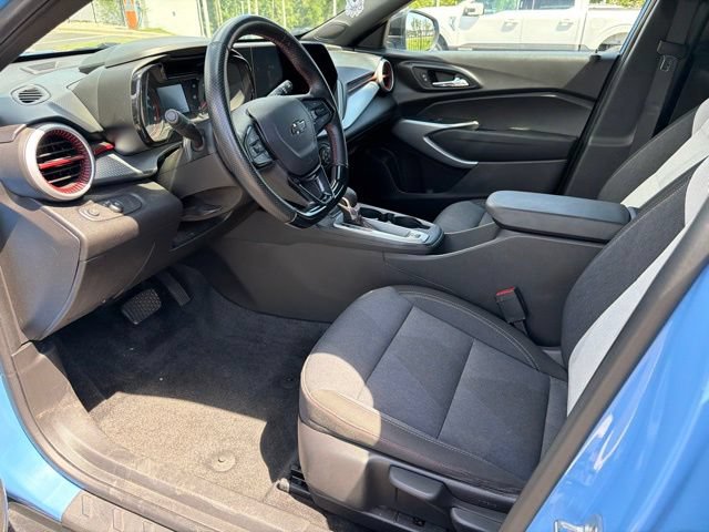 Used 2024 Chevrolet Trax RS w/ Driver Confidence Package FWD image 10