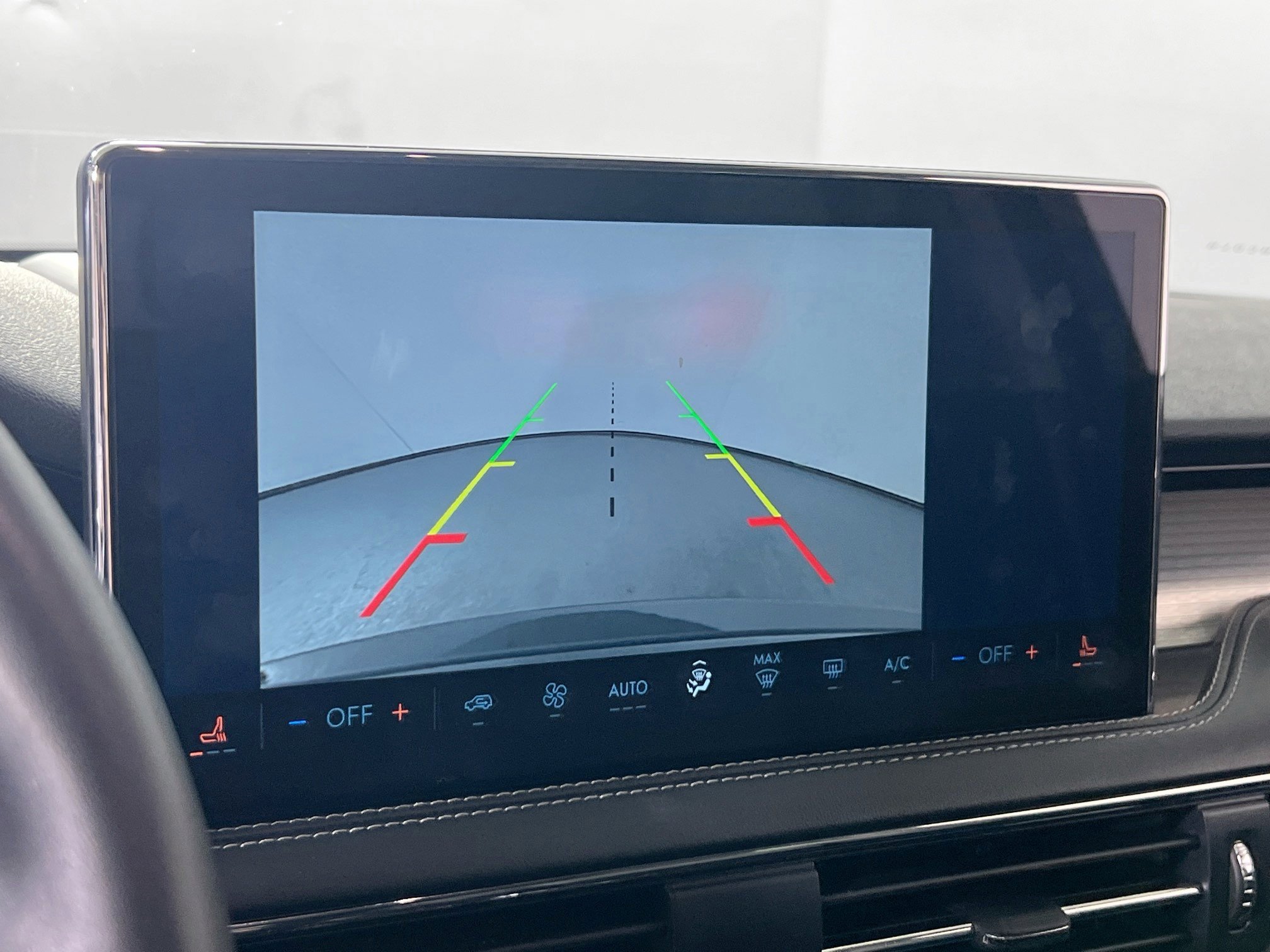 Used 2025 Lincoln Corsair AWD w/ Rear Removable Package Tray image 14