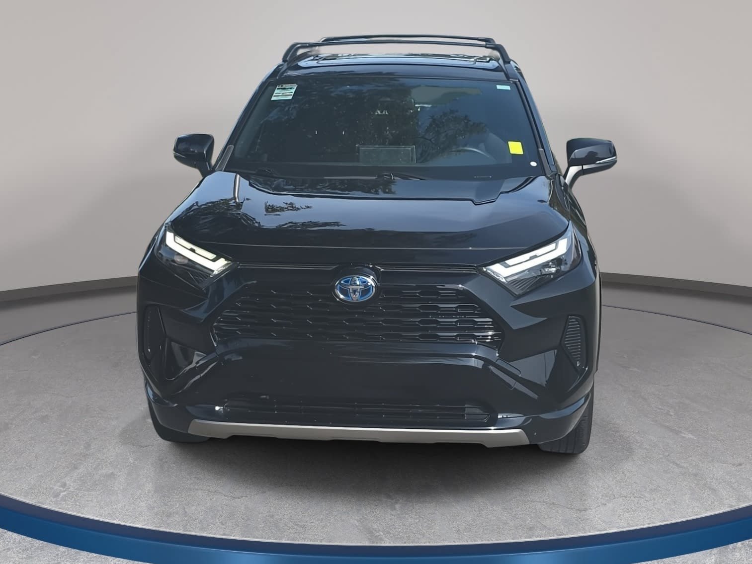 Used 2022 Toyota RAV4 SE w/ Convenience Package AWD/4WD image 2