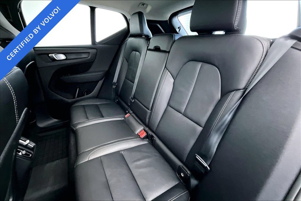 Used 2023 Volvo XC40 B5 Plus w/ Protection Package Premier AWD/4WD image 28