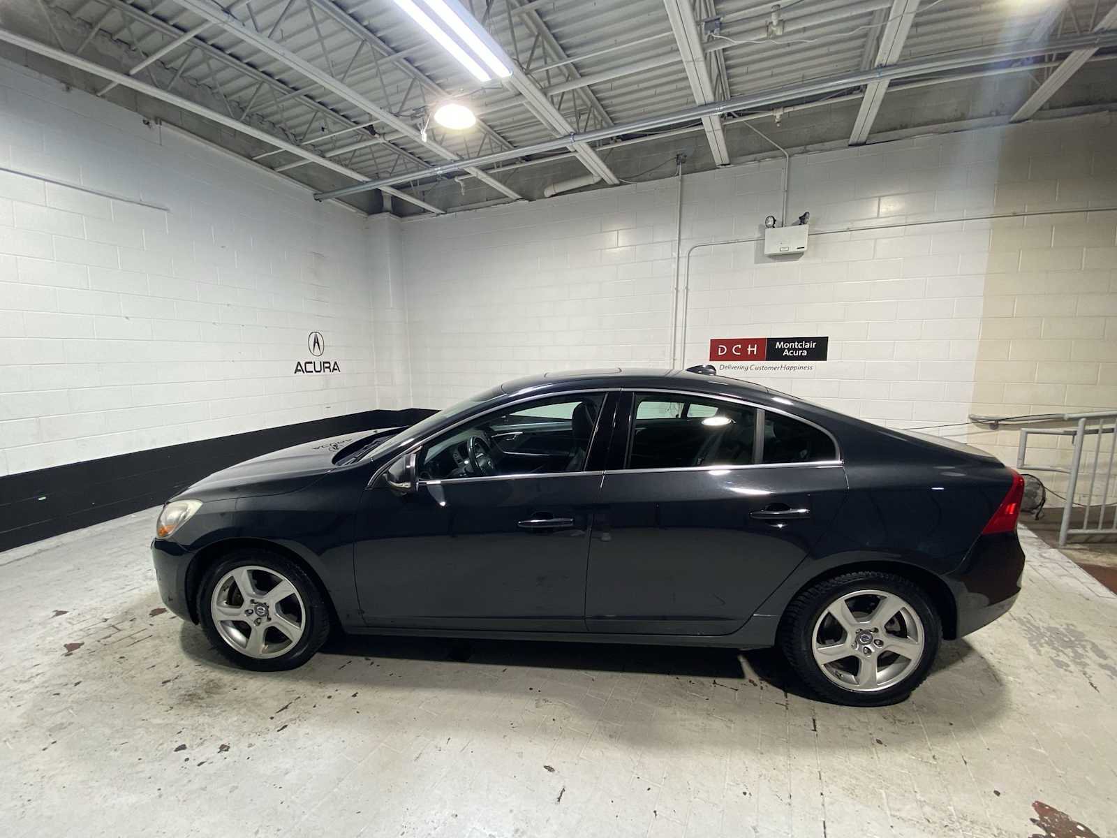 Used 2012 Volvo S60 T5 FWD image 3