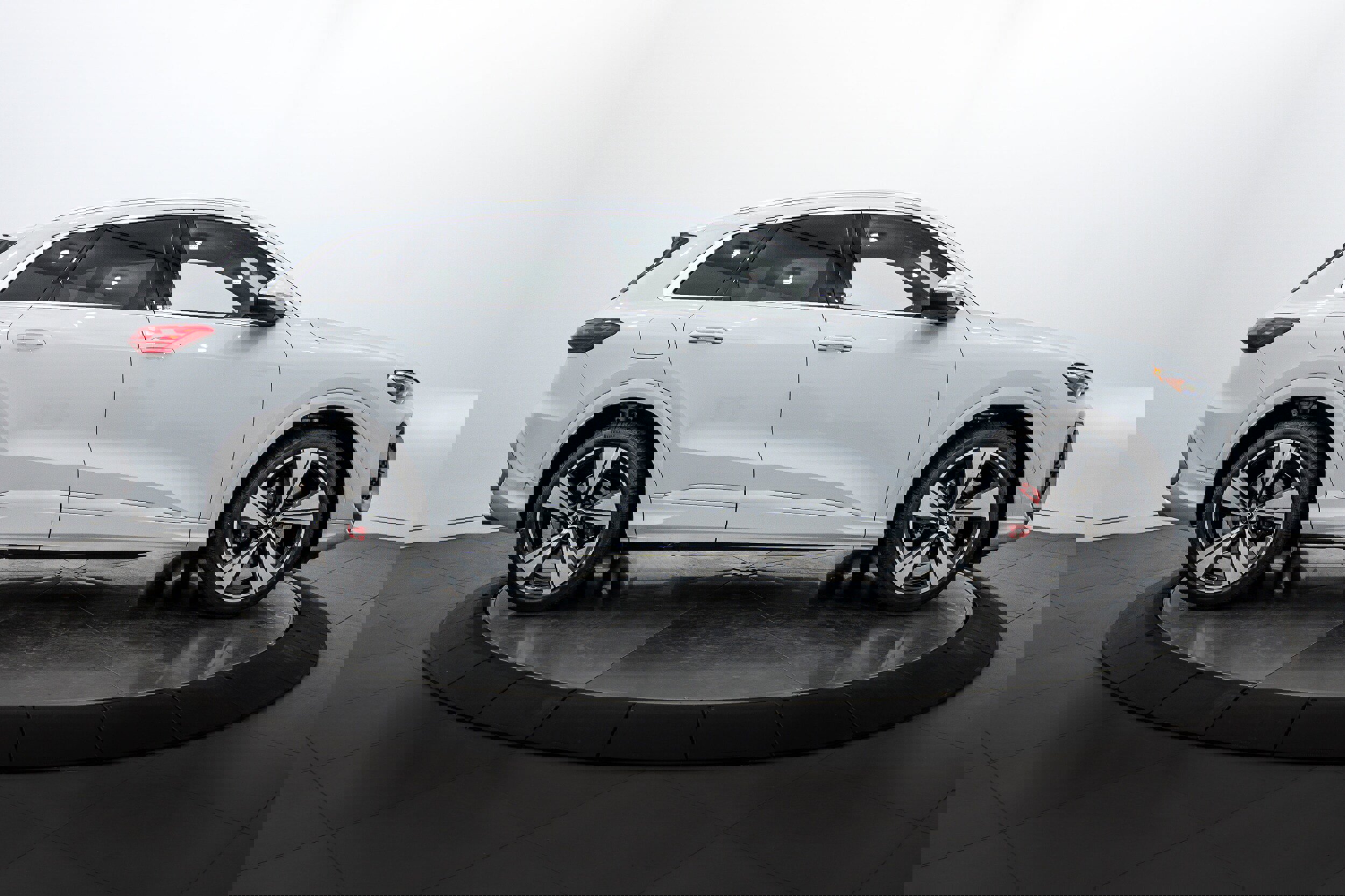 New 2025 Audi SQ5 Premium Plus image 3