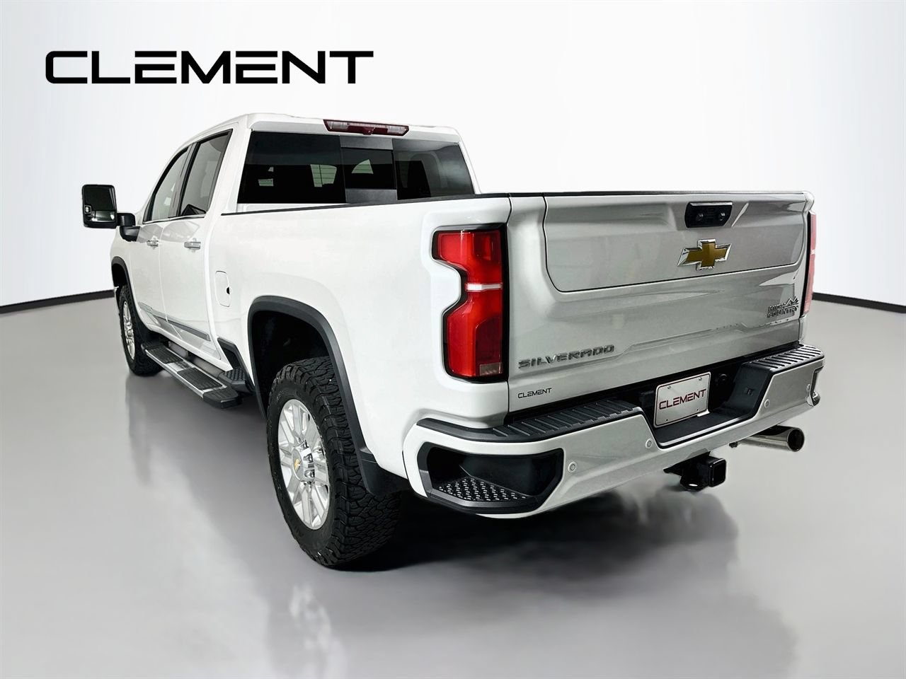 Used 2024 Chevrolet Silverado 2500 High Country AWD/4WD image 10
