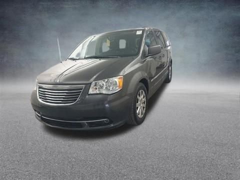 Used 2016 Chrysler Town & Country Touring image 41