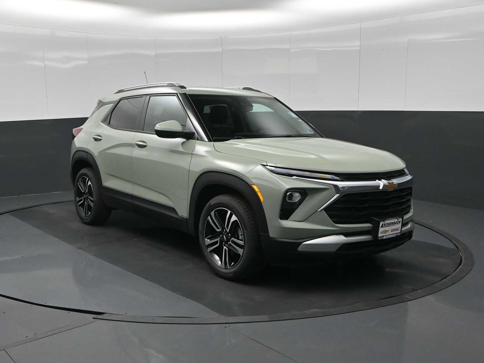 New 2026 Chevrolet TrailBlazer LT w/ Convenience Package image 2