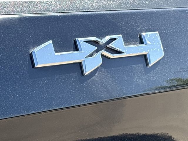 Used 2023 GMC Sierra 1500 Elevation image 28