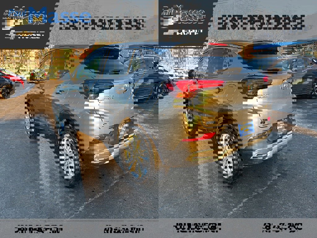 Used 2023 Buick Encore GX Preferred w/ Cold Weather Comfort Package image 5