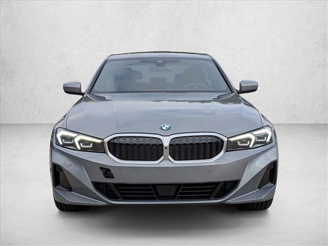 Used 2025 BMW 330i xDrive Sedan AWD/4WD image 2