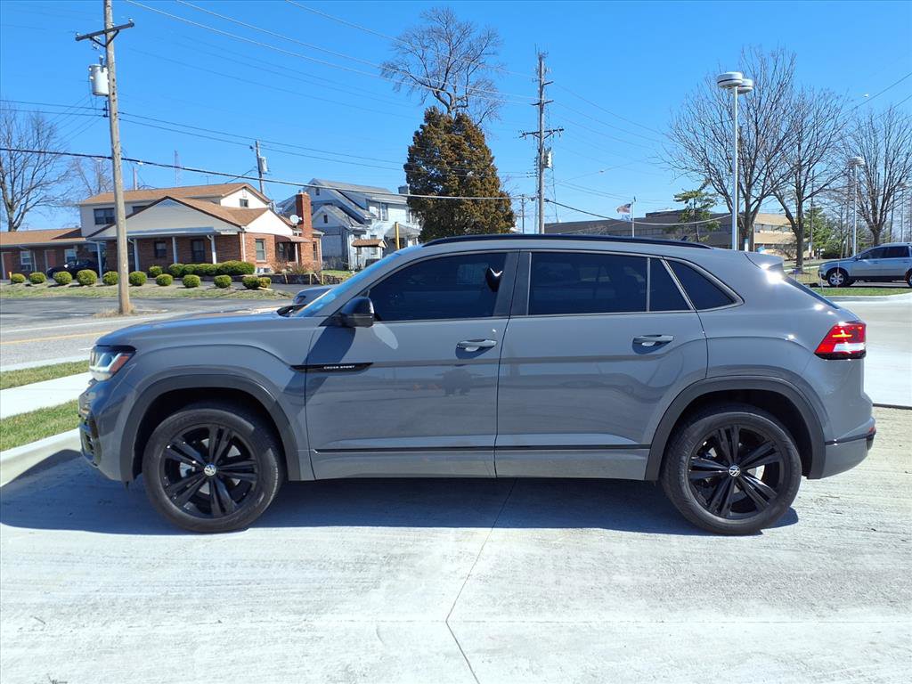 Used 2023 Volkswagen Atlas Cross Sport SEL R-Line image 27