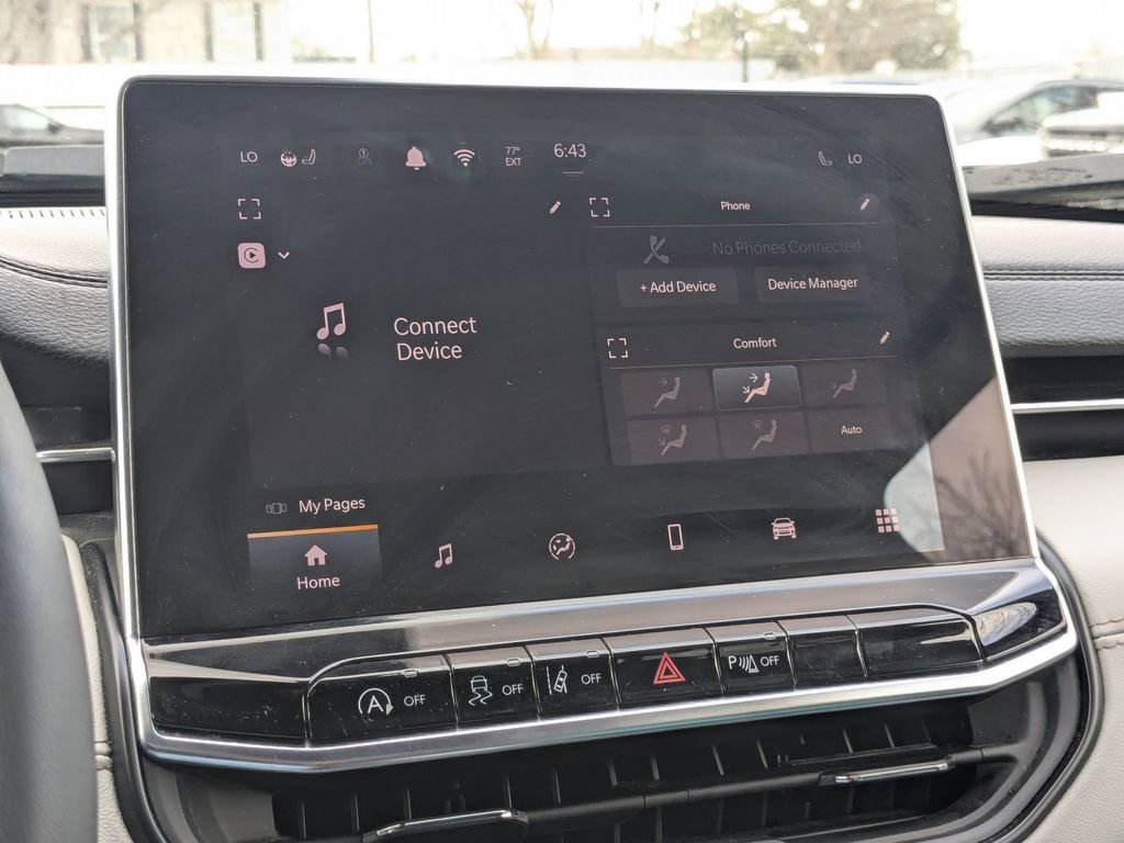 Used 2025 Jeep Compass Limited image 22