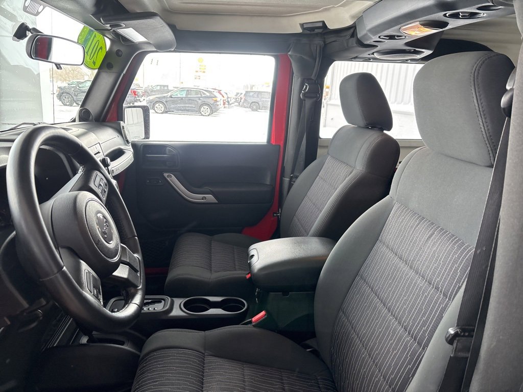 Used 2011 Jeep Wrangler Sahara w/ Trailer Tow Group image 9