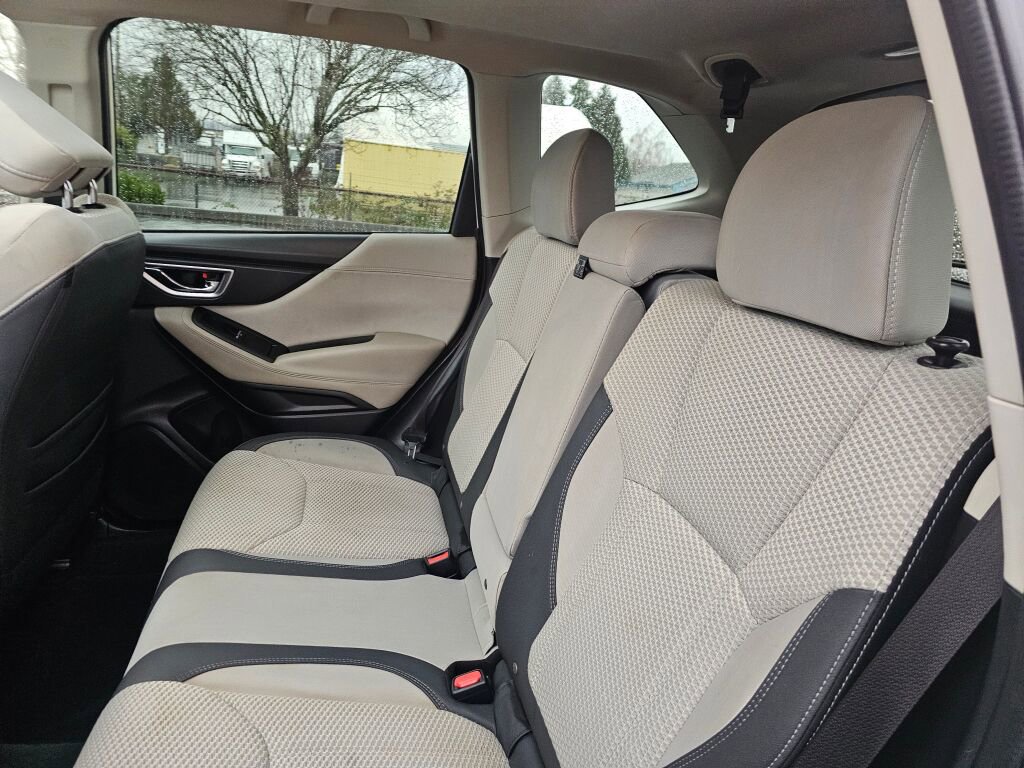 Used 2020 Subaru Forester Premium image 21