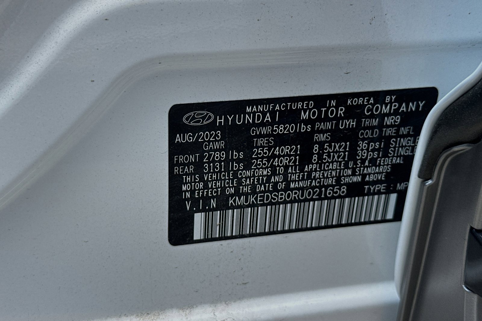 New 2024 Genesis GV60 Performance image 28