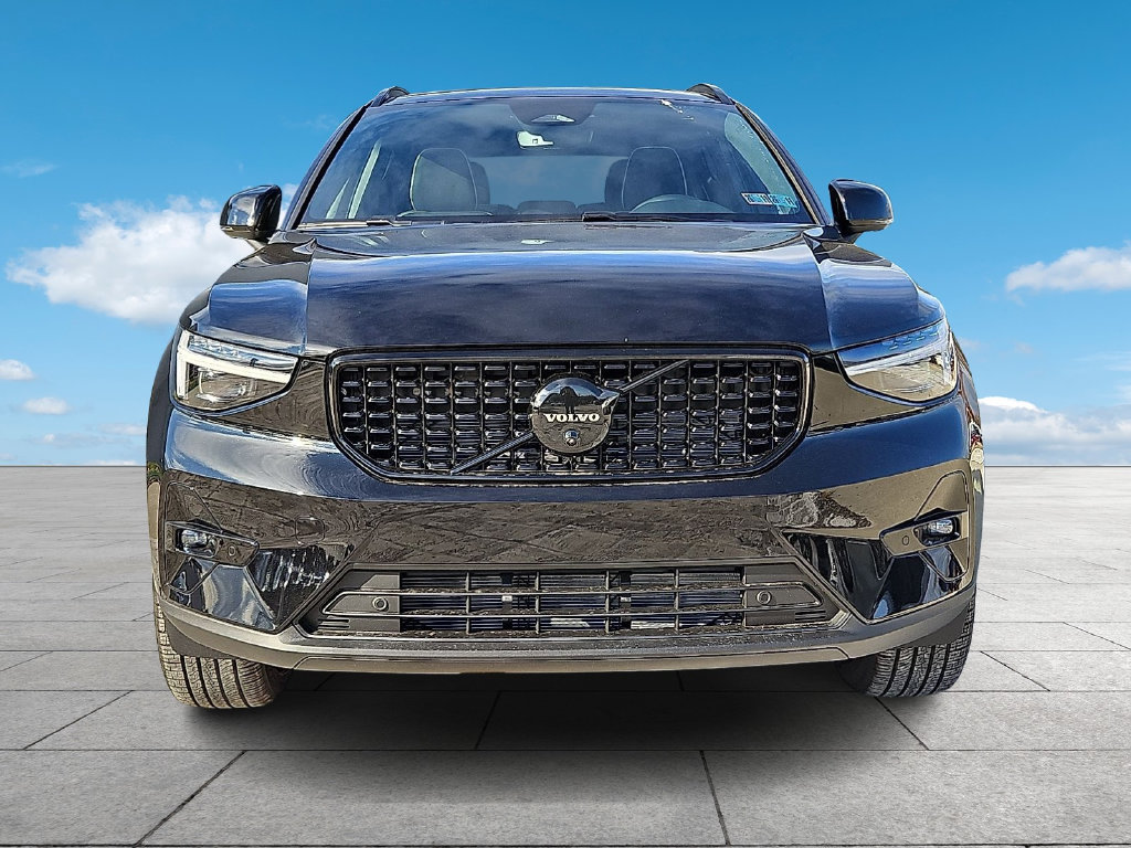 New 2026 Volvo XC40 B5 Ultra w/ Protection Package Premier AWD/4WD image 3