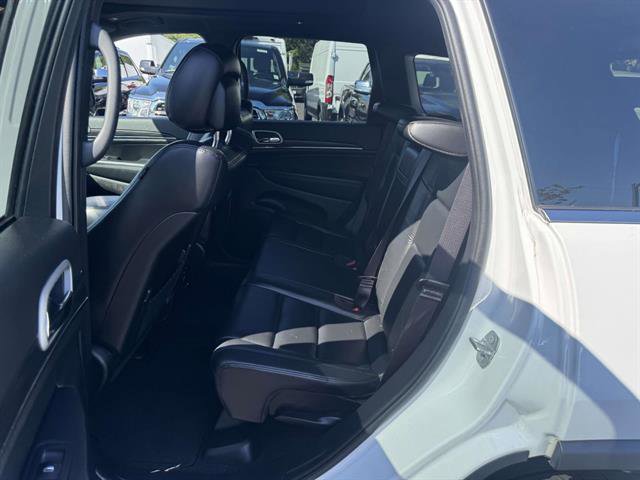 Used 2022 Jeep Grand Cherokee Limited image 8