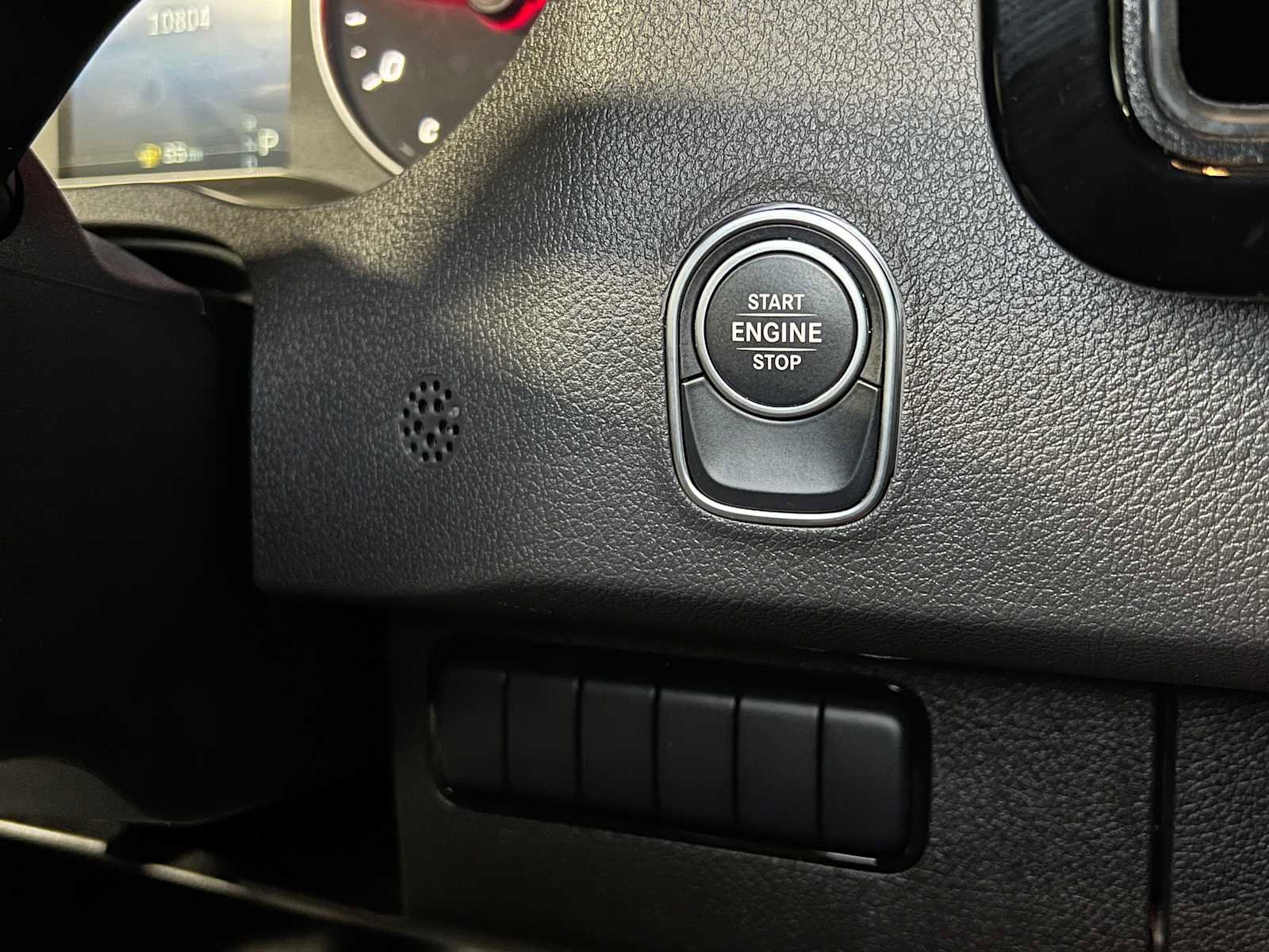 Used 2025 Mercedes-Benz Sprinter 2500 image 29