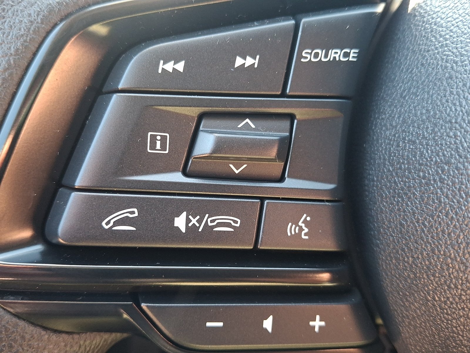 Certified 2026 Subaru Crosstrek 2.5i Premium AWD/4WD image 19