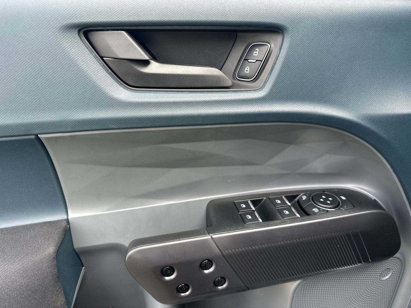 New 2026 Ford Maverick XL FWD image 10