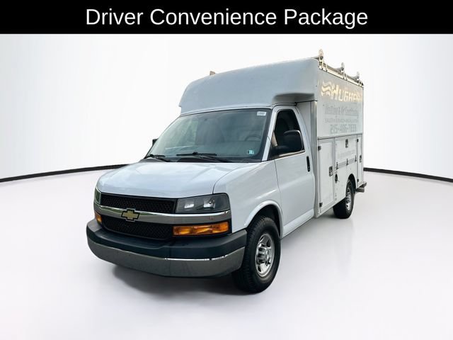 Used 2021 Chevrolet Express 3500 w/ Power Convenience Package RWD image 3