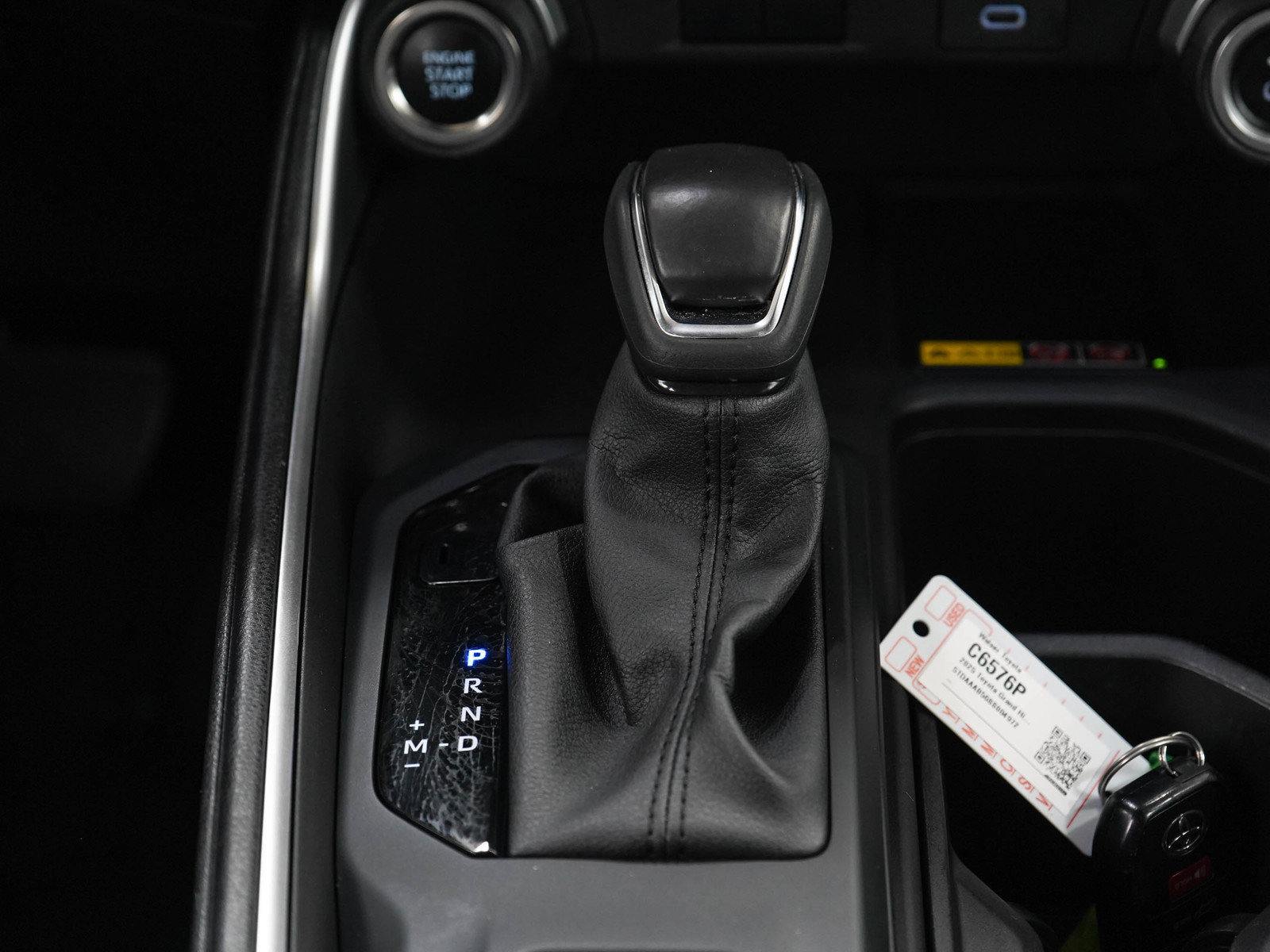 Used 2025 Toyota Grand Highlander AWD image 22