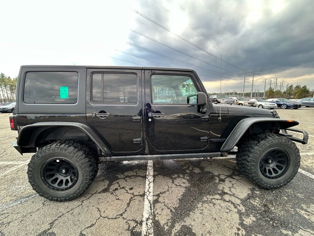 Used 2016 Jeep Wrangler Unlimited Willys image 6