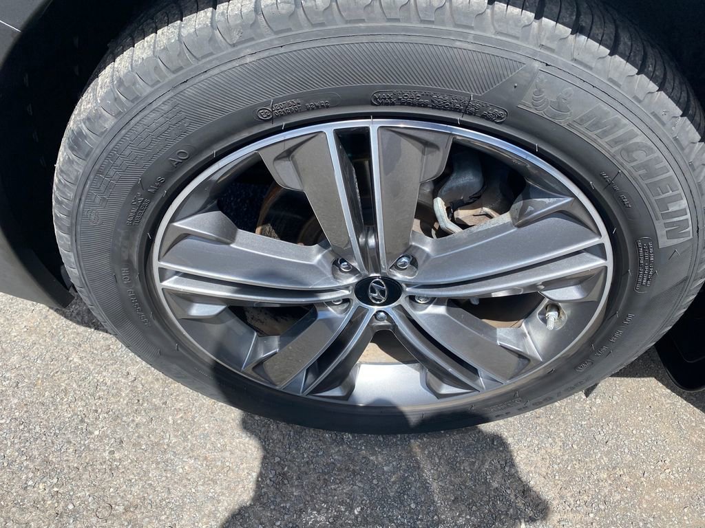 Used 2014 Hyundai Santa Fe GLS w/ Premium Package 05 image 27