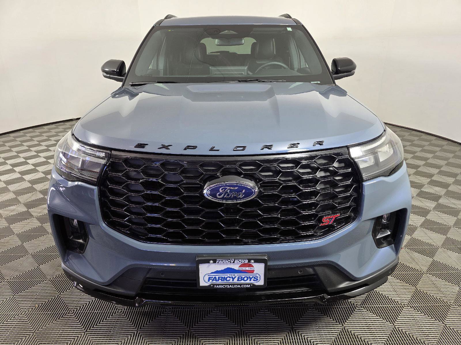Used 2025 Ford Explorer ST w/ Sun And Sound Package AWD/4WD image 11