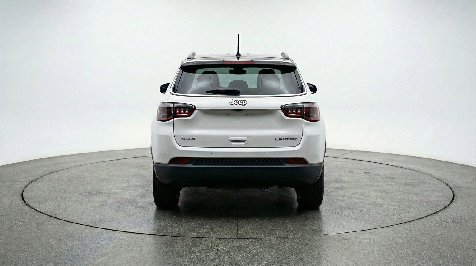 Used 2025 Jeep Compass Limited image 7