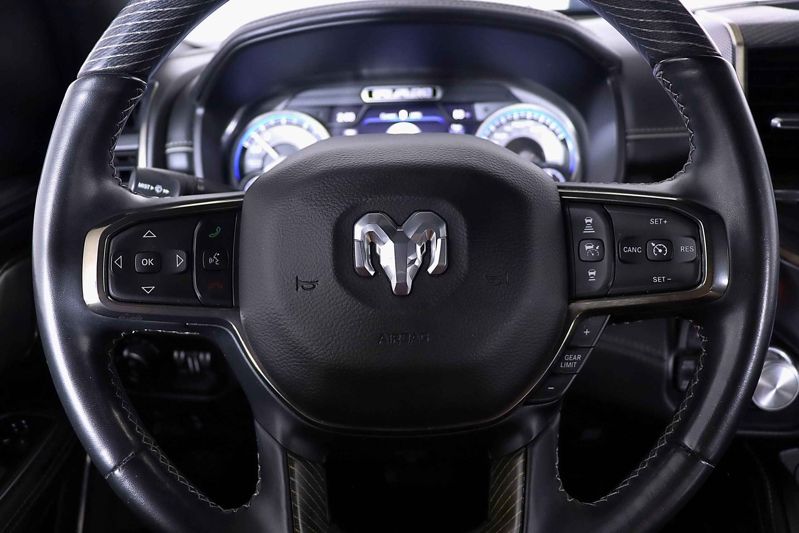 Used 2019 RAM 1500 Limited AWD/4WD image 16