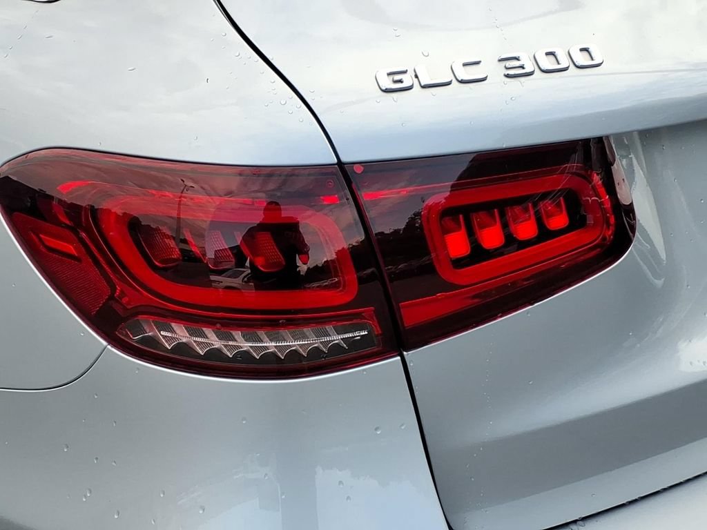 Used 2022 Mercedes-Benz GLC 300 image 8