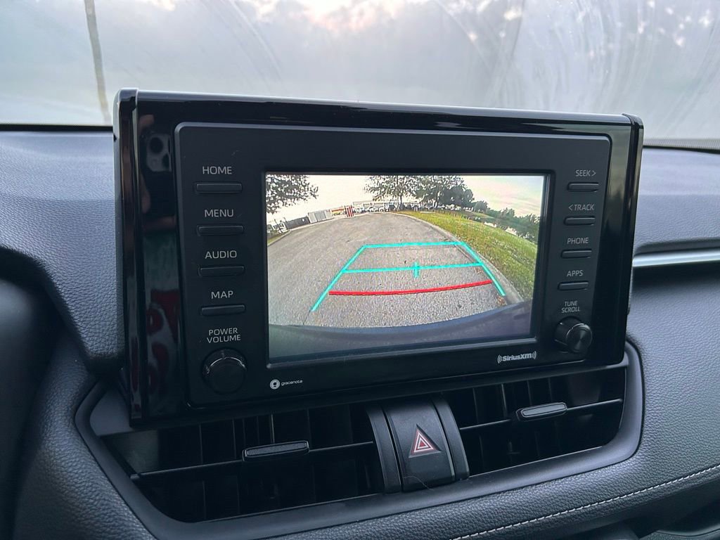 Used 2020 Toyota RAV4 LE image 24