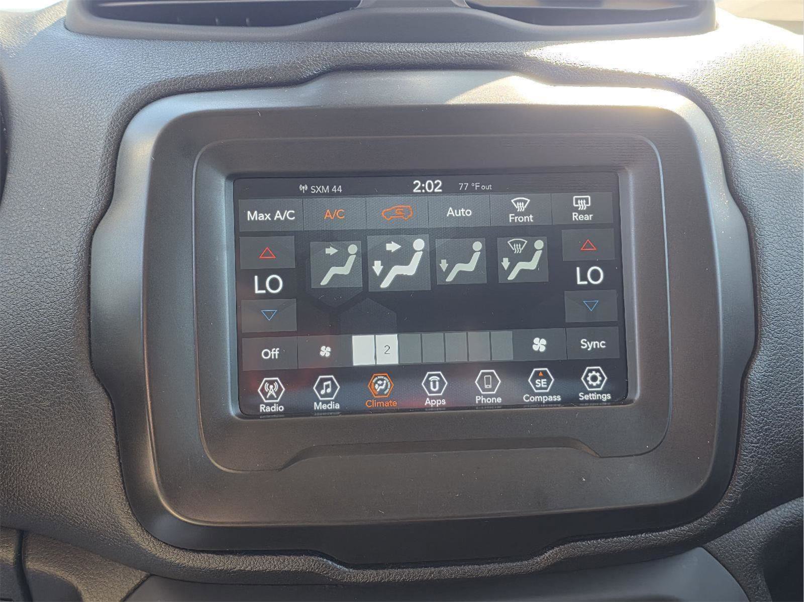 Used 2021 Jeep Renegade Latitude image 19