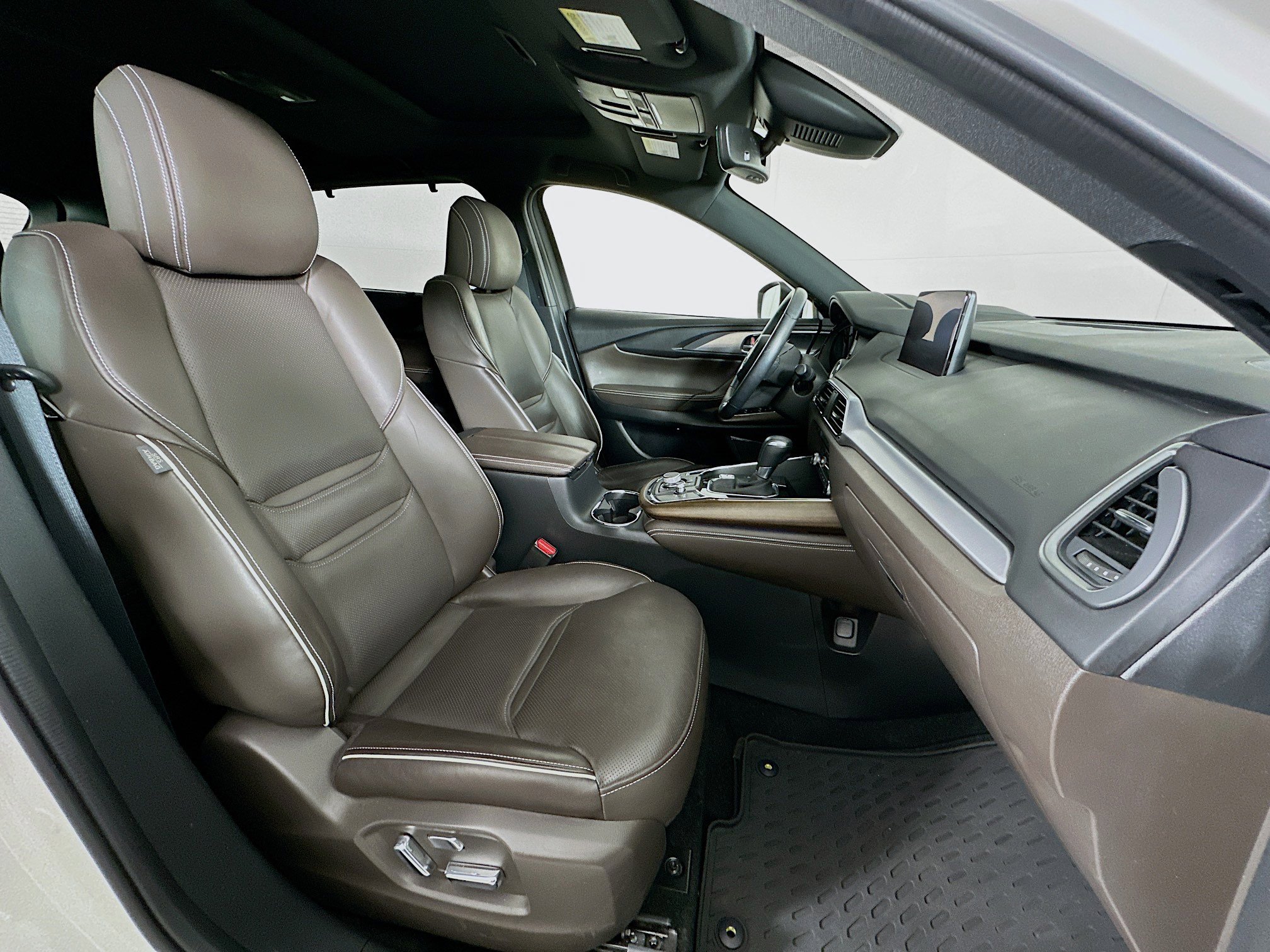 Used 2020 MAZDA CX-9 Signature image 34