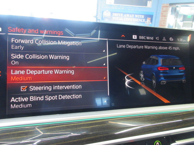 Used 2021 BMW X5 xDrive40i image 39